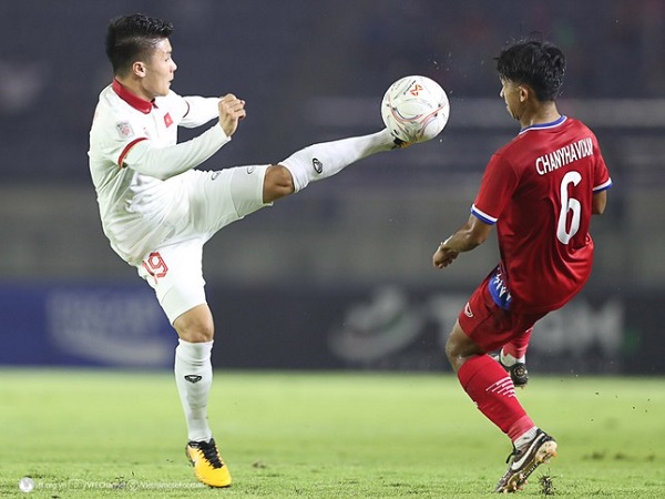Sân của Singapore gây hại đến cầu thủ Việt Nam và Myanmar ở AFF Cup 2022?