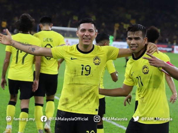 Tiền đạo Aguero góp công giúp Malaysia vượt mặt tuyển Việt Nam