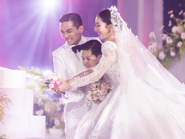 Khánh Thi - Phan Hiển xúc động kể về lời cầu nguyện của con trai: 'Xin Chúa cho hai ba mẹ yêu thương nhau'