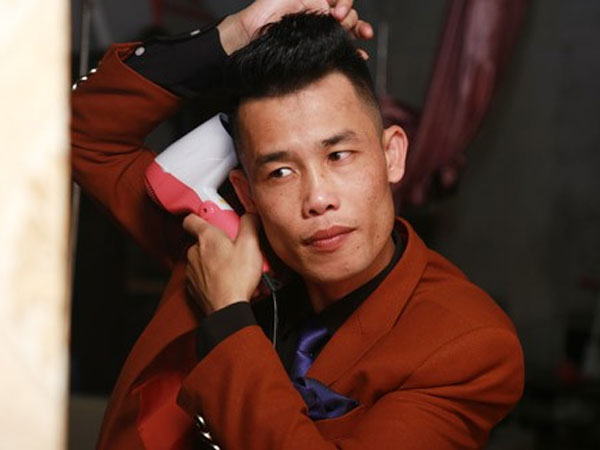 Hiệp Gà lên tiếng về tin đồn cuộc sống khó khăn: 'Bánh chưng nhà tôi nhiều thịt, có thiếu gì đâu'