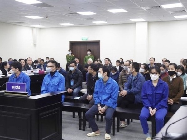 Hoãn xử vụ Nguyễn Thị Hà Thành và đồng phạm cuỗm hơn 433 tỷ