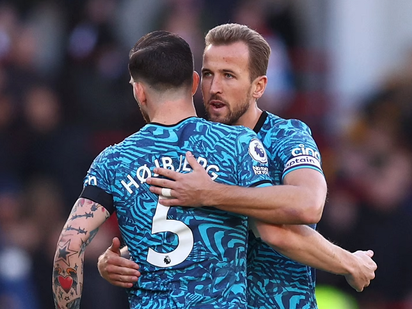 Tottenham 'lấy lại quà' từ Brentford trong ngày Boxing Day