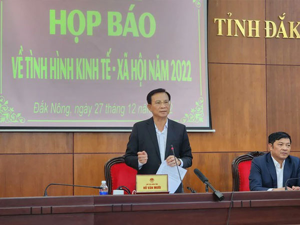 Chủ tịch UBND tỉnh Đắk Nông chỉ đạo xử lý vụ điều giáo viên đi tiếp khách 'VIP'
