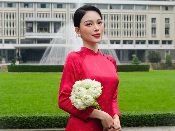 Linh Rin: 'Tôi từ Anh về Việt Nam vì Phillip Nguyễn'