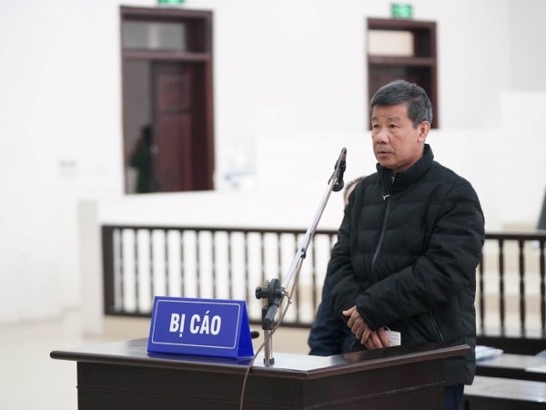 Cựu Chủ tịch UBND tỉnh Bình Dương xin giảm án sau khi nộp hơn 1 tỷ đồng