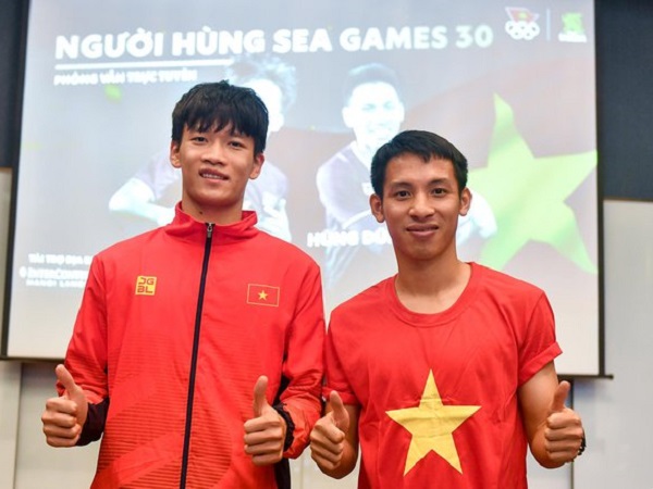 Hùng Dũng, Hoàng Đức đón cú hích trước đại chiến Singapore tại AFF Cup 2022