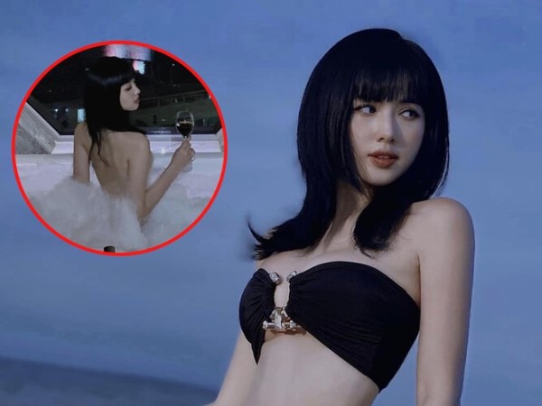 Hotgirl Tâm Tít 'thiêu đốt' khung hình với loạt ảnh tắm bồn đầy gợi cảm