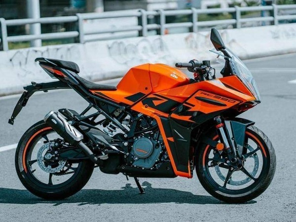 KTM RC 390 trở lại Việt Nam, giá từ 209 triệu đồng