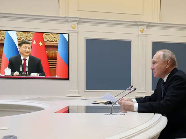 Tổng thống Putin hội đàm trực tuyến với Chủ tịch Tập Cận Bình