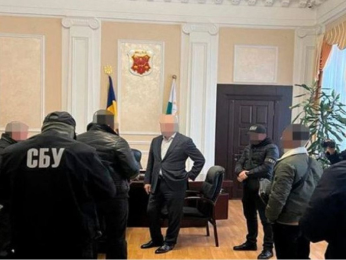 Thị trưởng Ukraine làm rò rỉ thông tin mật về việc triển khai quân sự