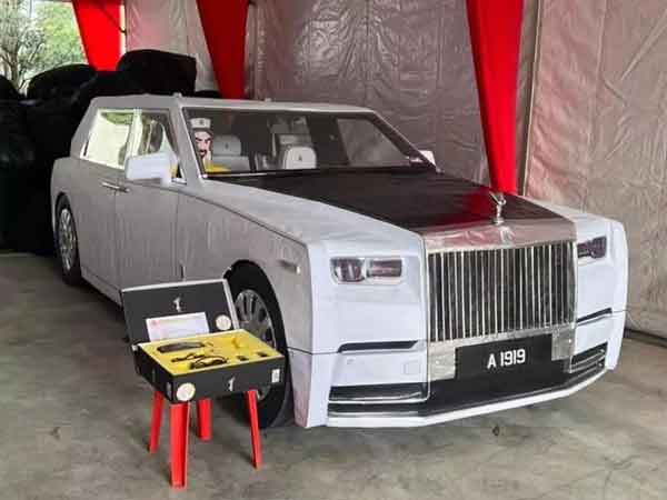 Gia chủ đốt siêu xe vàng mã 'nét nèn nẹt', có cả chi tiết ai nấy dựng tóc gáy