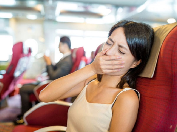 Mẹo chống say tàu xe cho người về quê ăn Tết