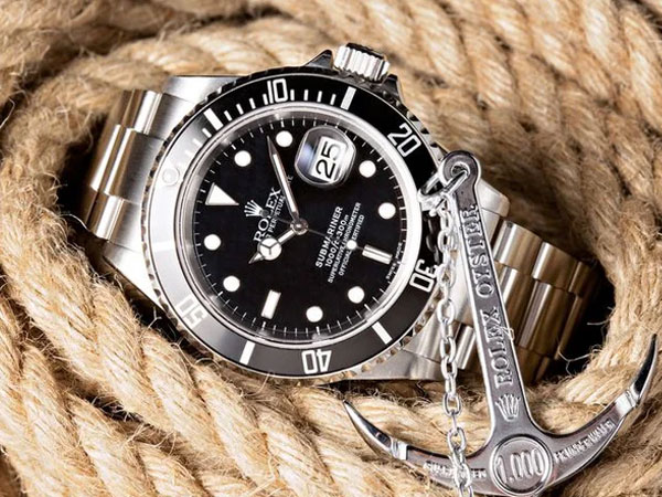Đồng hồ Rolex: Khoản đầu tư tốt hơn cả chứng khoán, vàng và bất động sản