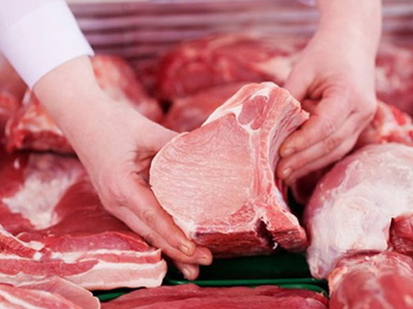 Thịt heo Brazil, Nga giá 50.000 đồng/kg ồ ạt về Việt Nam