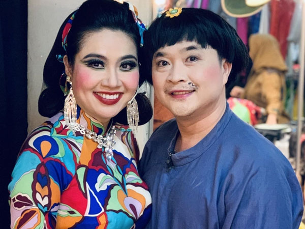Vợ chồng sao Việt từng 'phải lòng' nhau vì ăn chung tô hủ tiếu giờ viên mãn bên 2 con
