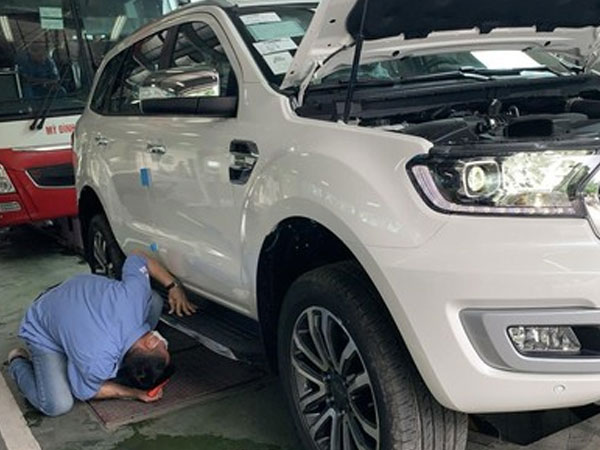 Giám đốc trung tâm đăng kiểm không biết chữ: Trách nhiệm thuộc Cục Đăng kiểm và Bộ GTVT?