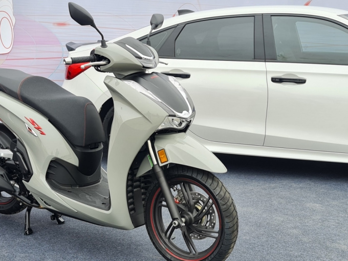 Honda SH350i 2023 thêm màu mới, giá giữ nguyên