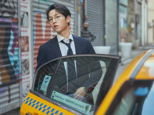 Kết thúc chưng hửng gây bức xúc, Cậu Út Nhà Tài Phiệt của Song Joong Ki liệu có quay tiếp phần 2?