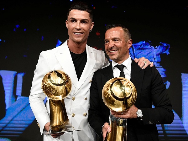 Bất đồng quan điểm từ phỏng vấn với Piers Morgan đến gia nhập Al Nassr, Ronaldo 'đường ai nấy đi' với siêu cò Jorge Mendes