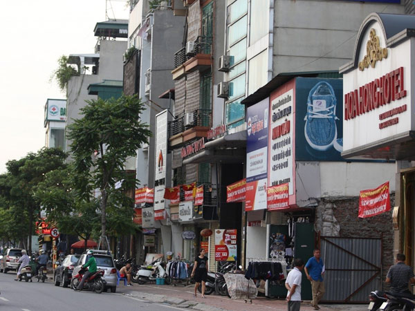 Trăm hộ dân ở phố 'đắt nhất hành tinh' thoát dự án treo 25 năm