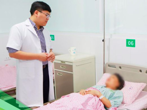 Tưởng rối loạn tiêu hóa, người phụ nữ Hà Nội phát hiện mắc ung thư giai đoạn muộn