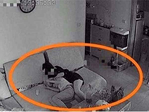 Con gái 11 tuổi rủ bạn nam về nhà học bài, người bố 'lạnh sống lưng' khi kiểm tra camera