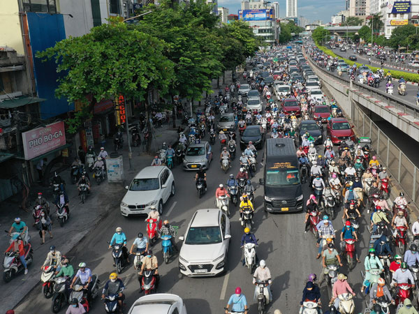 Hà Nội thí điểm tổ chức lại giao thông nút Ngã Tư Sở từ 9/1