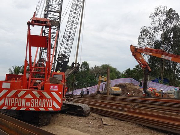 Diễn biến mới nhất vụ bé trai lọt vào trụ bê-tông sâu 35m