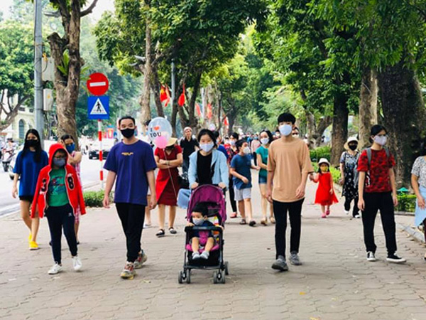 Nguy cơ ca mắc tăng mạnh, biến chủng mới xâm nhập sau kỳ nghỉ Tết