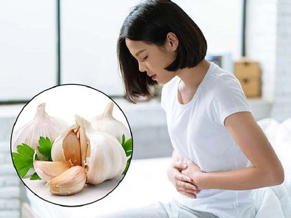 Ăn tỏi rất tốt nhưng đừng dại kết hợp cùng 6 thứ này kẻo hóa 'thuốc độc'