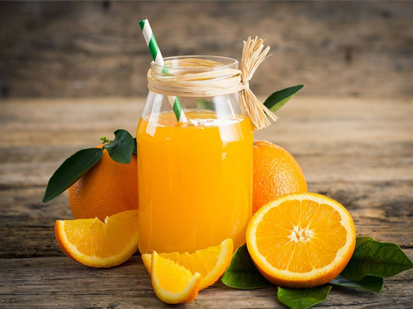 Nước cam giàu dinh dưỡng nhưng ai không nên uống?