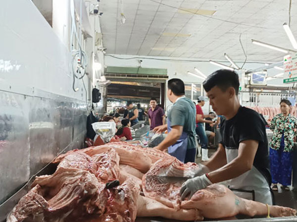 Thị trường heo Tết ảm đạm