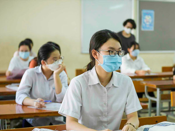 Học sinh lớp 10 muốn đổi môn tự chọn: Bộ GD-ĐT nói gì?