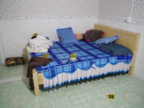 Kẻ biến thái xông vào nhà, trói chân tay nữ chủ nhà rồi hiếp dâm