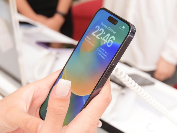 iPhone 14 và nhiều mẫu iPhone giảm giá mạnh cận Tết Nguyên đán