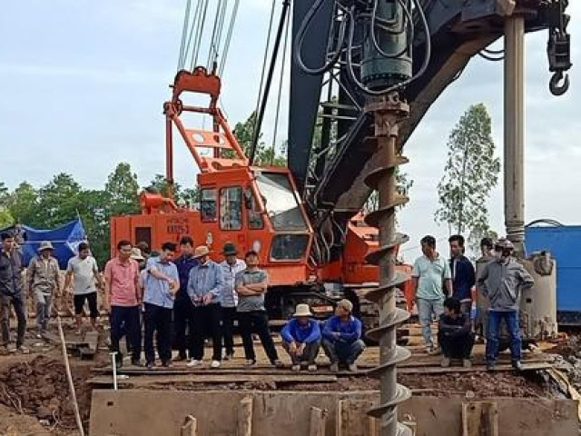 Vụ bé trai Hạo Nam: Đây chính là vấn đề then chốt khiến việc nhổ trụ bê tông tốn nhiều thời gian