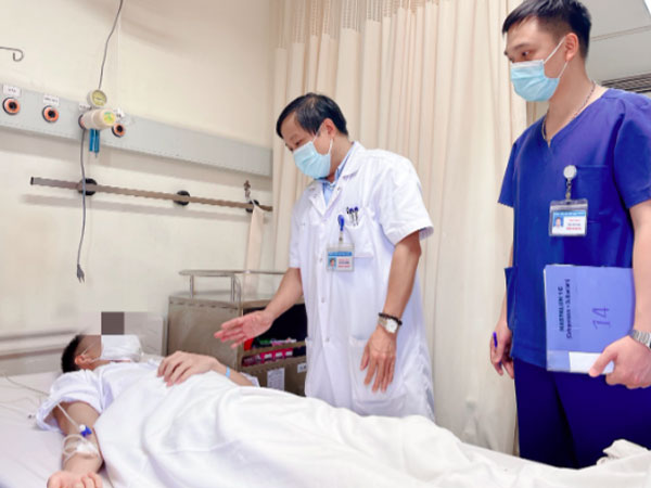 Nam sinh Hà Nội mất một bên tinh hoàn sau cơn đau dữ dội