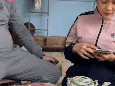 Phải 'trộm' chính những đồng tiền mà bản thân làm ra, người đàn ông được cánh mày râu đồng cảm vô cùng