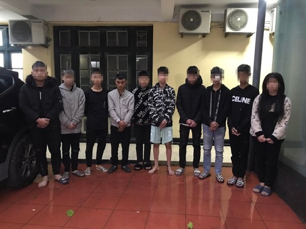 Triệt phá băng nhóm thiếu niên 'thấy gì trộm nấy' ở Hà Nội