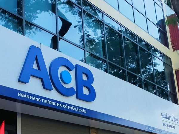 Mua 'chui' hơn 10 triệu cổ phiếu, công đoàn ACB bị xử phạt 3 tỉ đồng