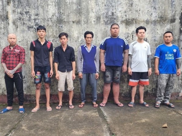 Bắt tạm giam nhóm đối tượng nổ súng tại trường gà ở Phú Quốc