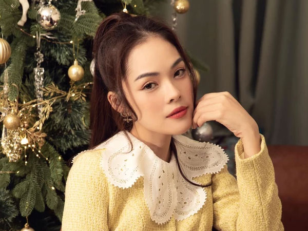 Dương Cẩm Lynh được đồng nghiệp cho 100 triệu trả nợ, sự thật ra sao?