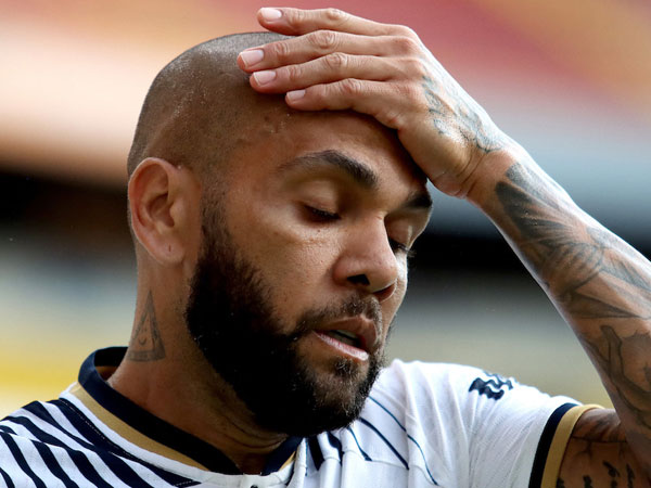 Dani Alves vào tù: Cuộc sống về đêm sau ánh hào quang