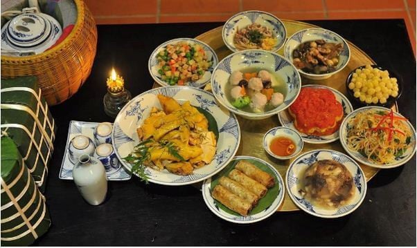 Sáng mùng 1 Tết, làm cơm cúng tổ tiên không thể bỏ qua điều này để cả năm may mắn