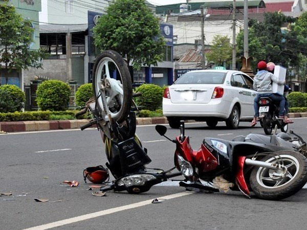 13 người chết vì tai nạn giao thông trong ngày 30 Tết