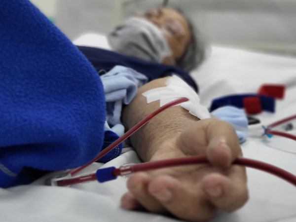 Người suy thận cần tránh ăn gì?
