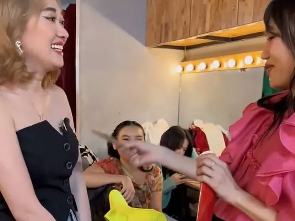 'Ớn lạnh' màn lì xì đồng nghiệp của Diệu Nhi