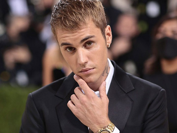Justin Bieber bán toàn bộ bản quyền các ca khúc với giá 200 triệu USD!