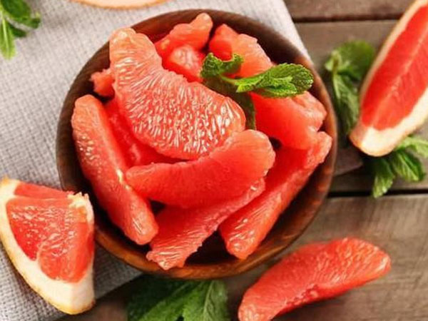 Những 'đại kỵ' khi ăn bưởi, phạm phải có thể gây biến chứng chết người