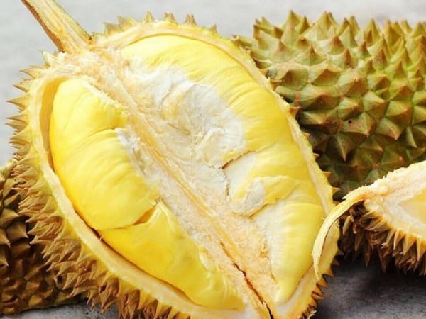 Trung Quốc ‘ăn hàng’, giá sầu riêng cao kỷ lục